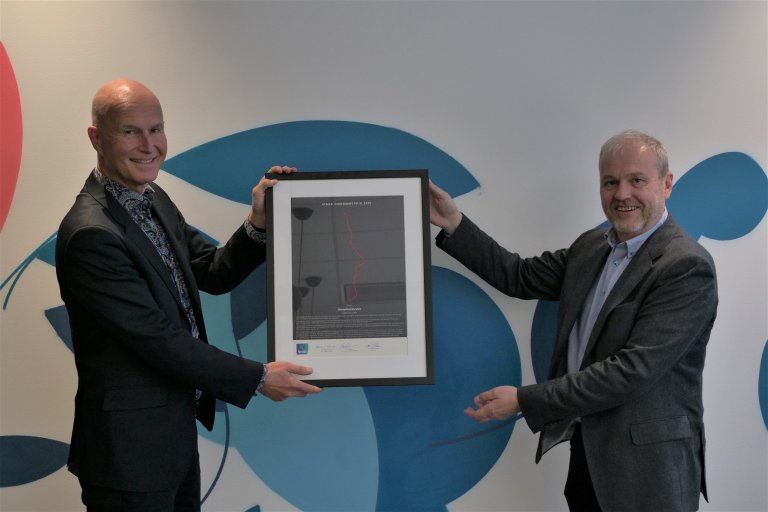 Bjørn Guldvog og Jan Behrens-Helsedirektoratet vinner av Ipsos' omdømmepris 2020.jpg