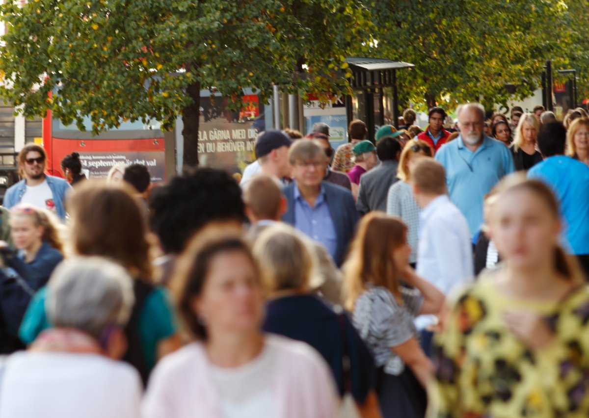 Illustrasjonsbilde av mennesker i gatebildet.